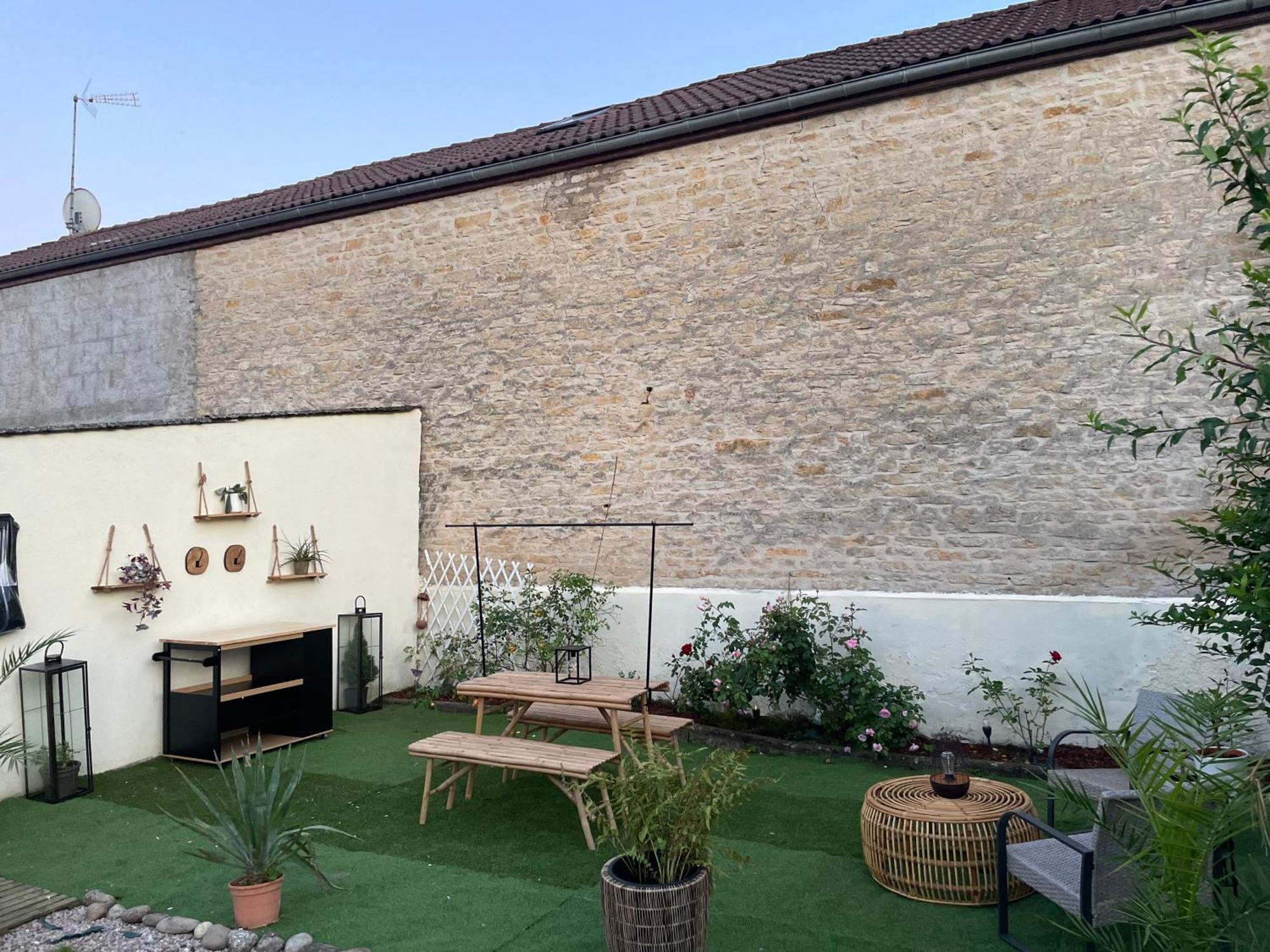 Apartment Le Chaumontais Ecolo Et Sa Terrasse Privee